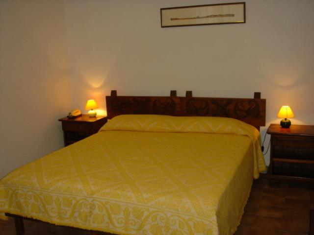 Malaspina Hotel & Resort Bosa Bagian luar foto