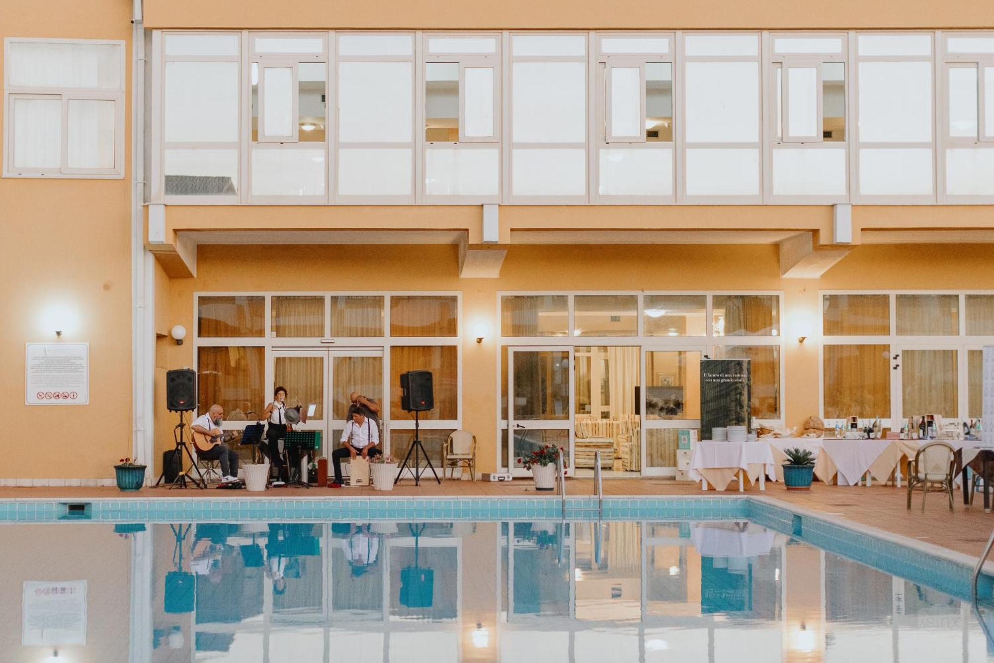 Malaspina Hotel & Resort Bosa Bagian luar foto