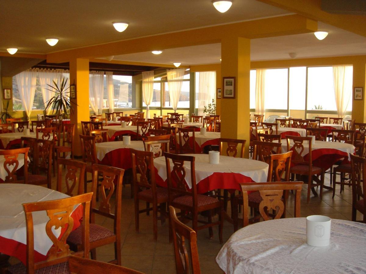 Malaspina Hotel & Resort Bosa Bagian luar foto