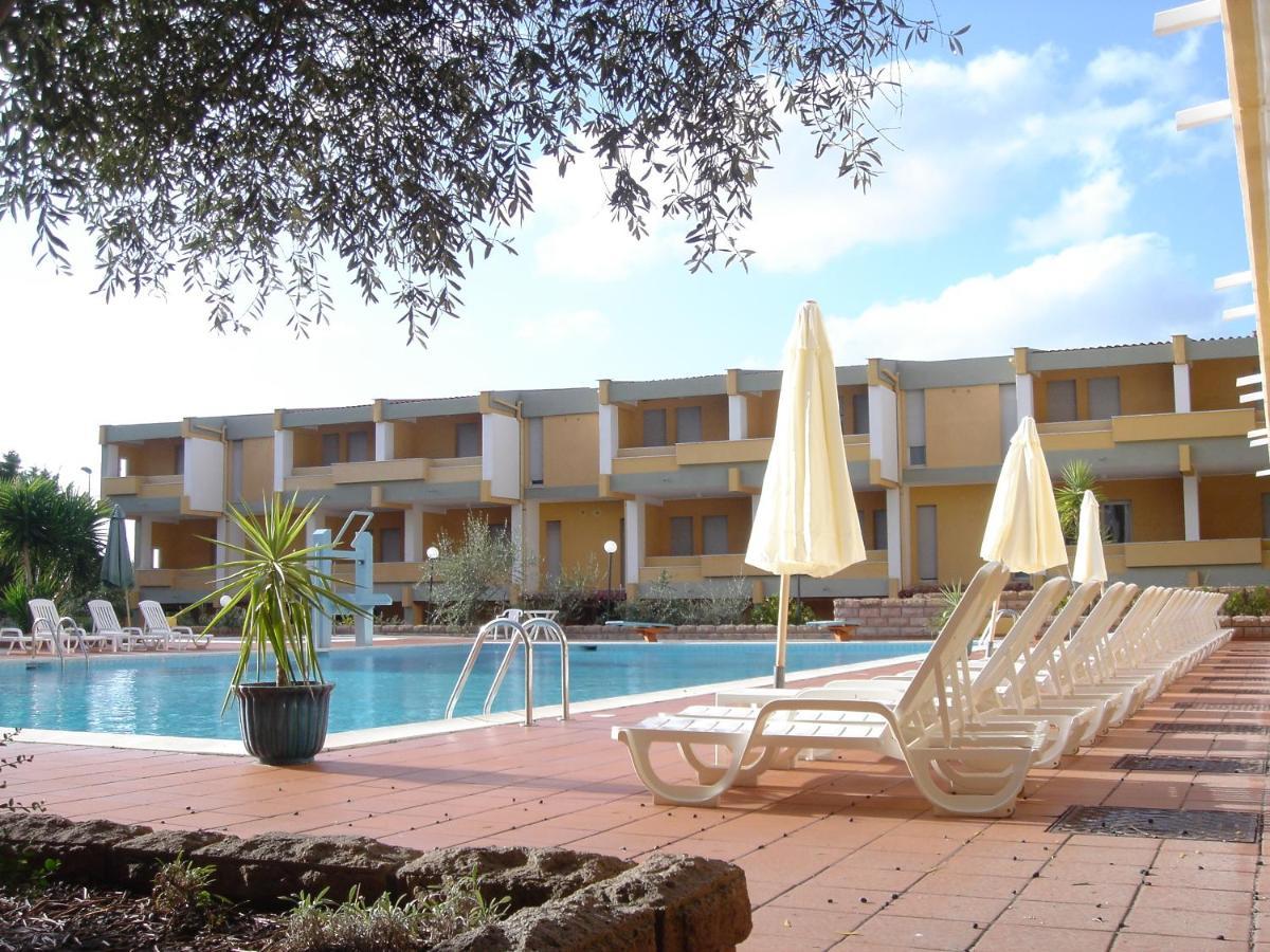 Malaspina Hotel & Resort Bosa Bagian luar foto